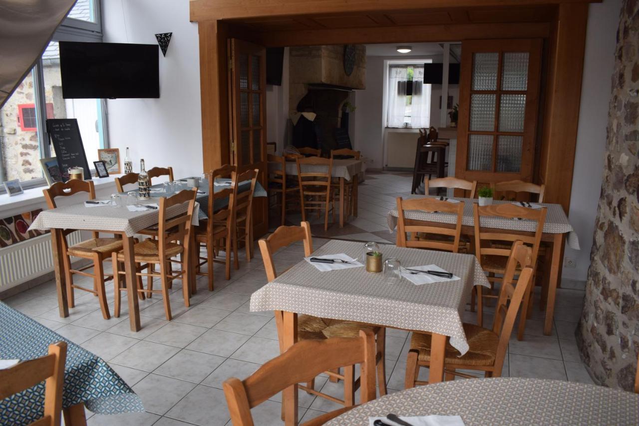 Auberge De La Vallee De La Douve L'Etang-Bertrand Εξωτερικό φωτογραφία