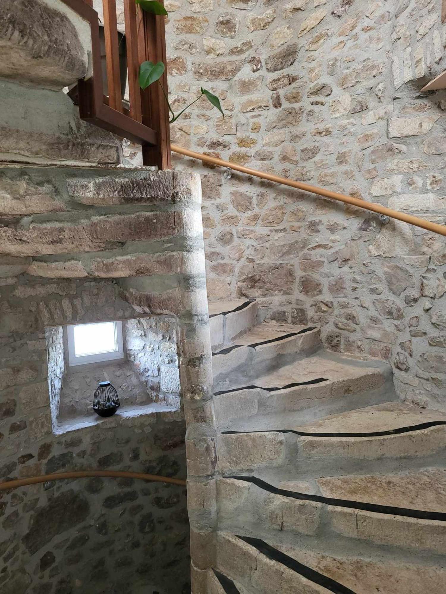 Auberge De La Vallee De La Douve L'Etang-Bertrand Εξωτερικό φωτογραφία